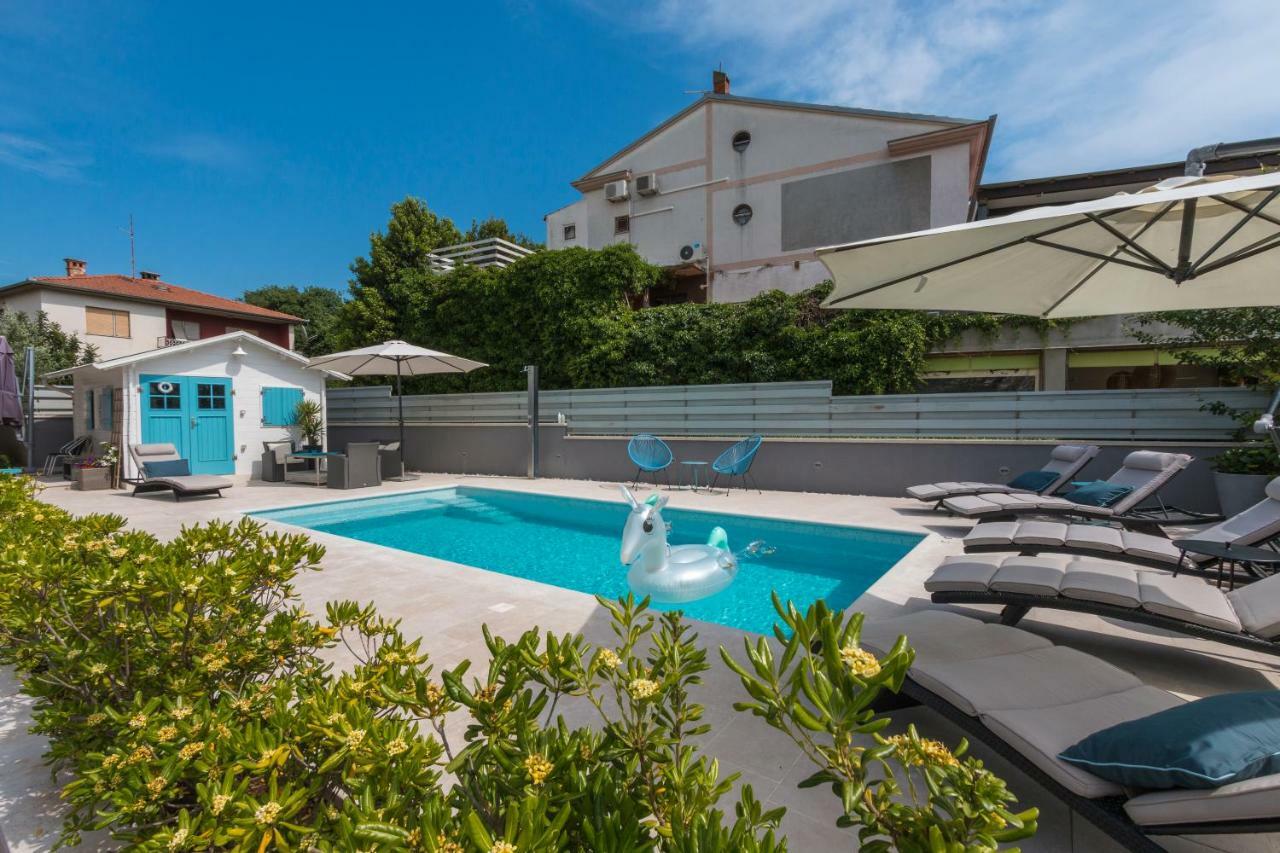 Luxury Apartments Tramontana メドゥリン エクステリア 写真